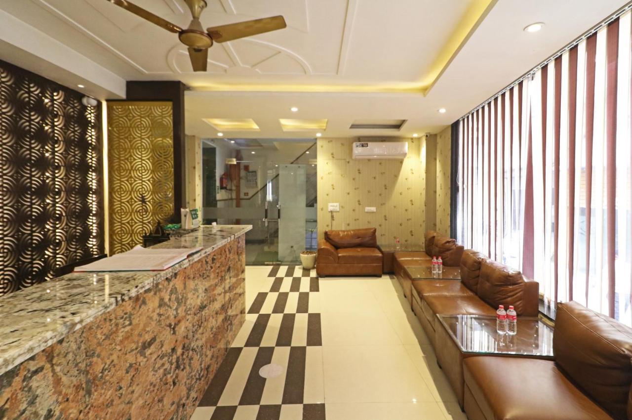 Hotel Paragon Suites Nowe Delhi Zewnętrze zdjęcie