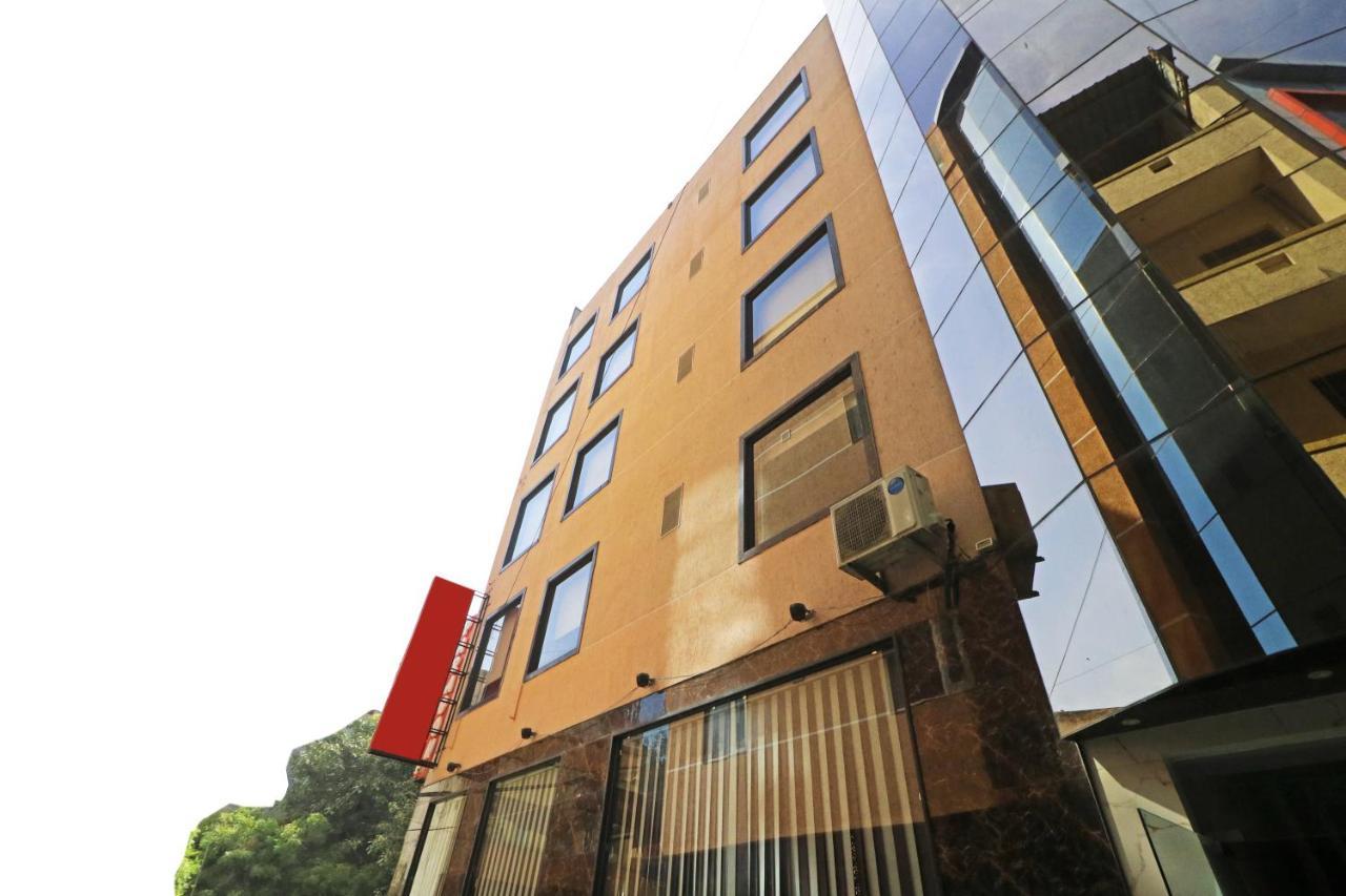 Hotel Paragon Suites Nowe Delhi Zewnętrze zdjęcie