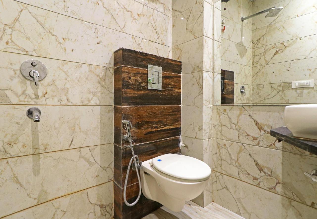 Hotel Paragon Suites Nowe Delhi Zewnętrze zdjęcie