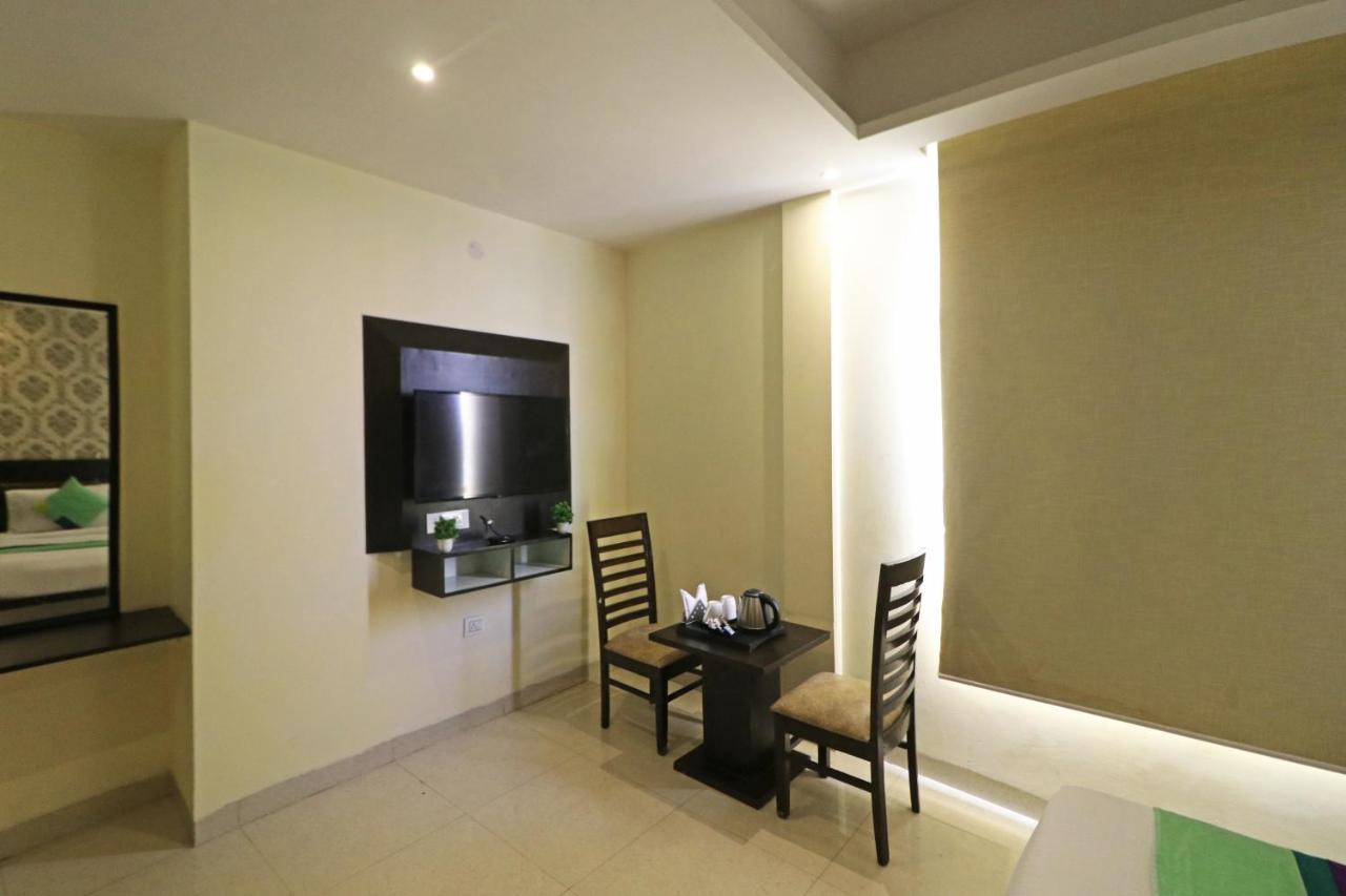 Hotel Paragon Suites Nowe Delhi Zewnętrze zdjęcie