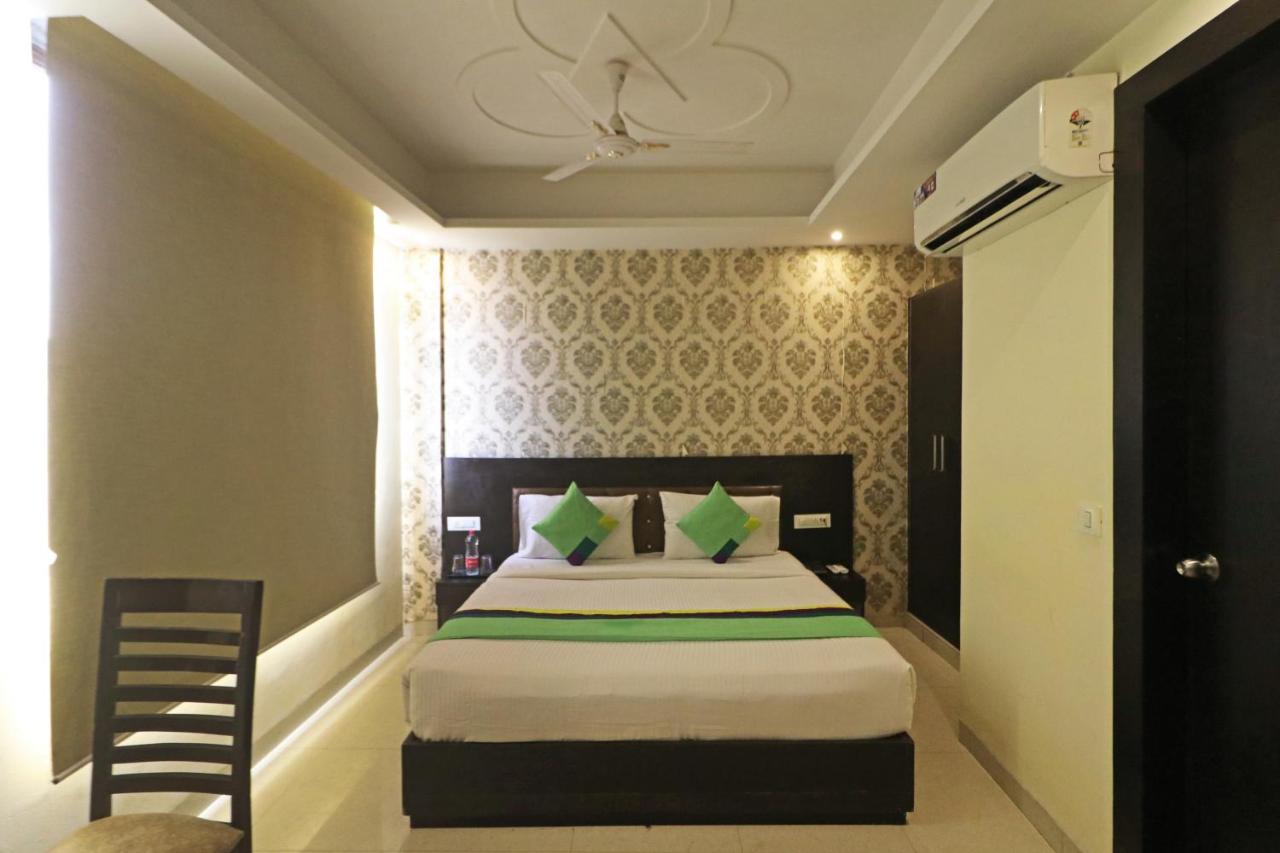 Hotel Paragon Suites Nowe Delhi Zewnętrze zdjęcie